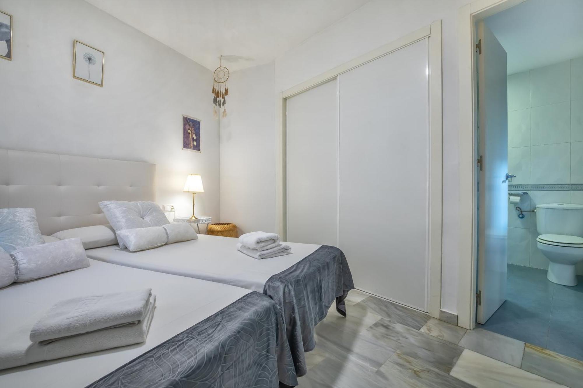 Encanto En La Juderia: Apartamento Con Patio กอร์โดบา ภายนอก รูปภาพ