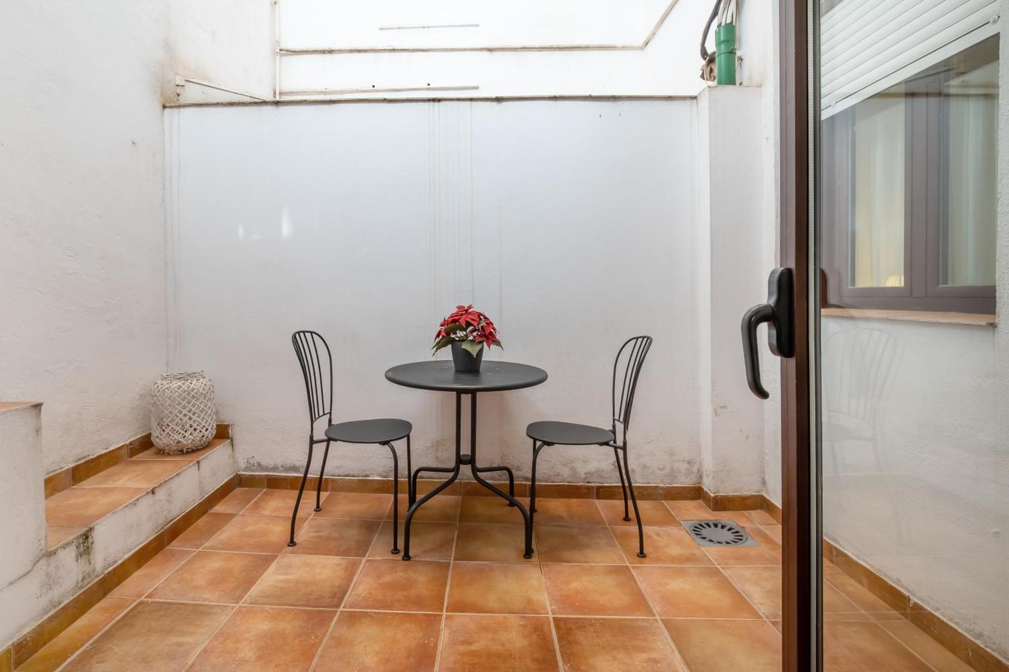 Encanto En La Juderia: Apartamento Con Patio กอร์โดบา ภายนอก รูปภาพ