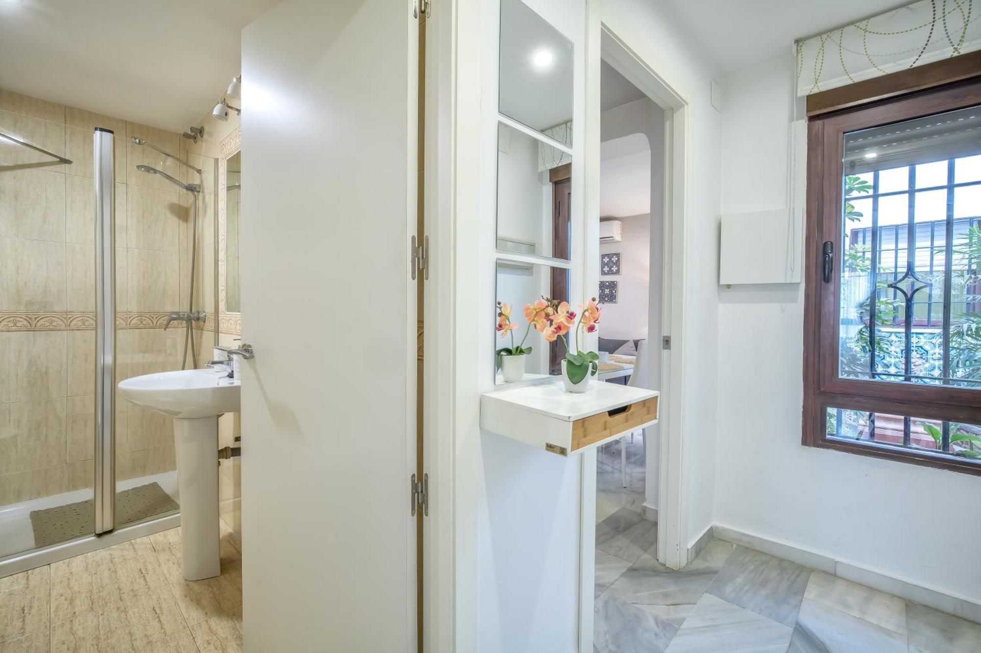 Encanto En La Juderia: Apartamento Con Patio กอร์โดบา ภายนอก รูปภาพ
