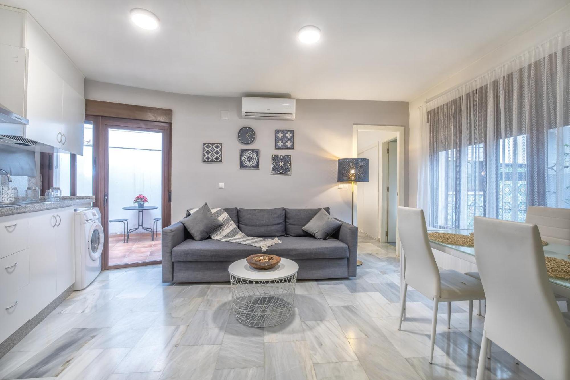 Encanto En La Juderia: Apartamento Con Patio กอร์โดบา ภายนอก รูปภาพ